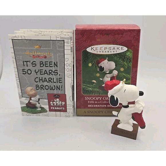 Hallmark keepsake a Snoopy Christmas ornament Fifth In Collection New U53 - Picture 1 of 5